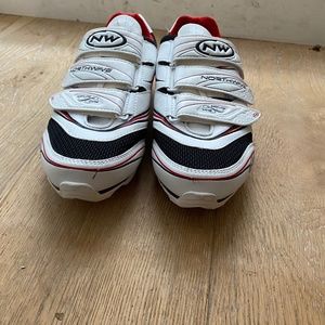 Northwave Cycling Shoes. Barely Warn. Women's 7.5